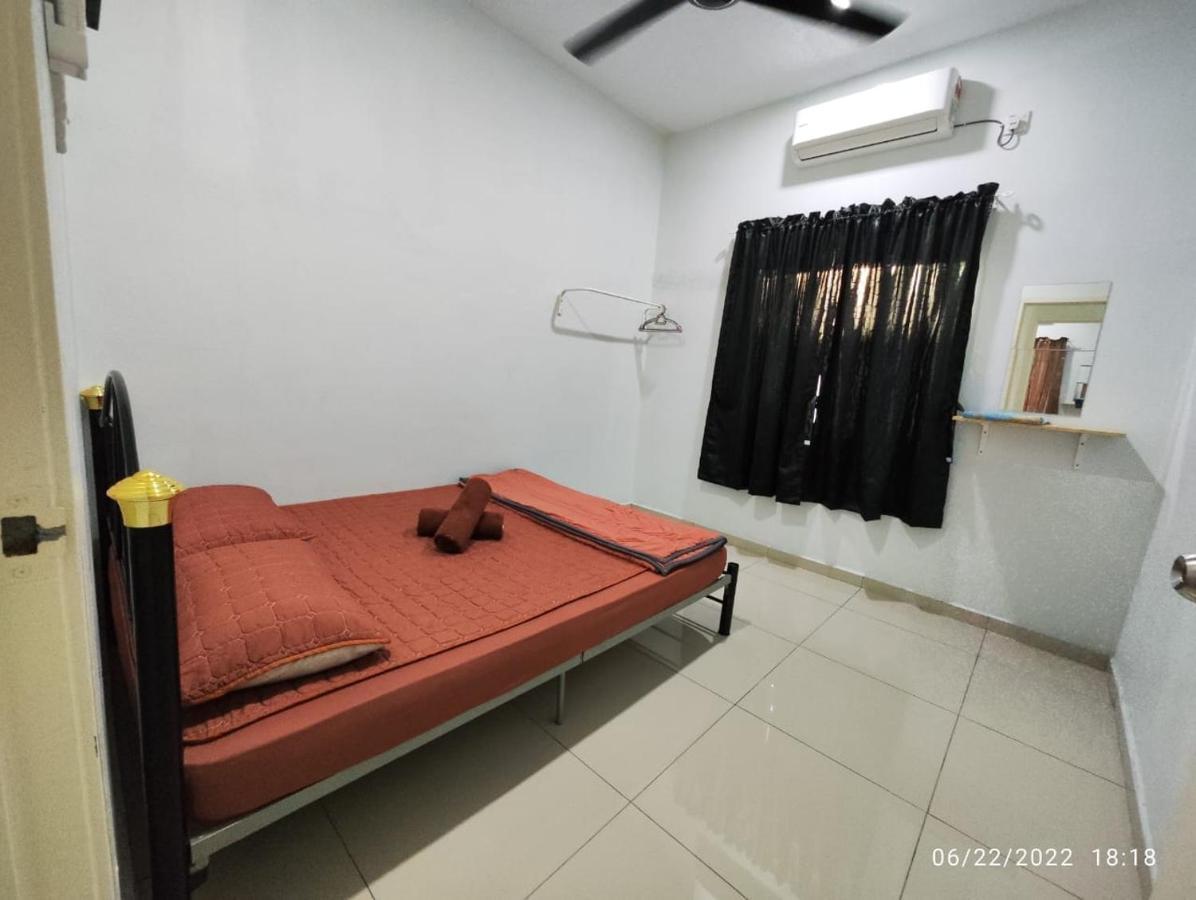 Oyo Homes 90679 Bahari Homes Malacca Extérieur photo